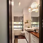 Przystan 21 - View Apartament, Bulwar, Klimatyzacja, Wanna, Parking Iława