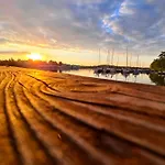 Przystan 21 אילאווה