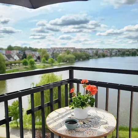 شقة Przystan 21 - View Apartament, Bulwar, Klimatyzacja, Wanna, Parking ايوافا